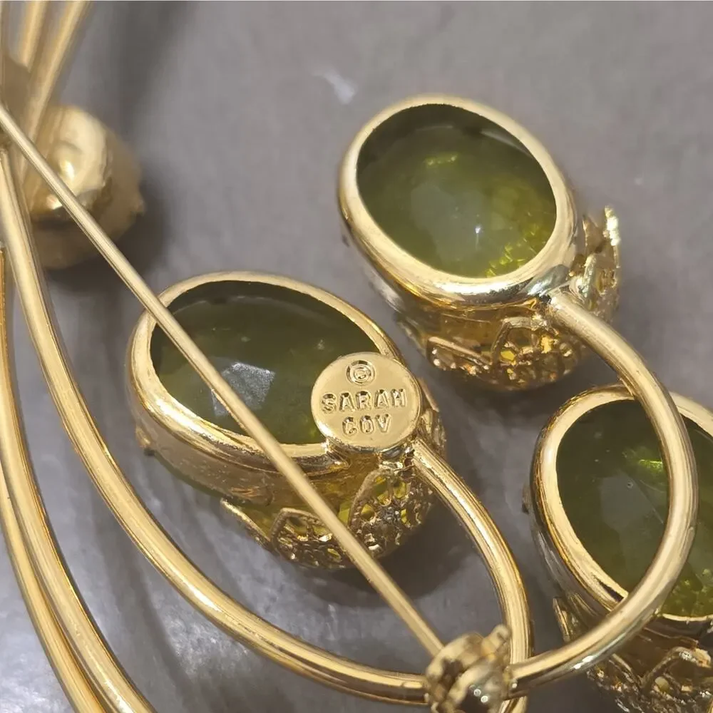 Vintage Green Glass Brooch Gold Tone Sarah Coventry Touch of Elegance pin 3